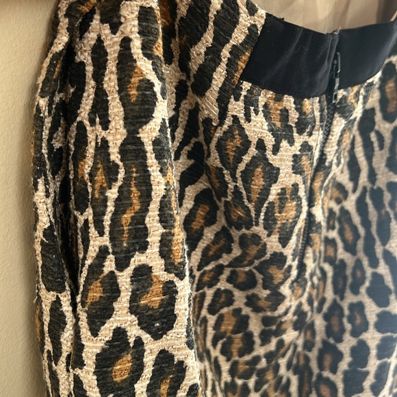 NWT- Alice + Olivia Leopard Print Sleeveless cut out back Dress - Picture 12 of 14